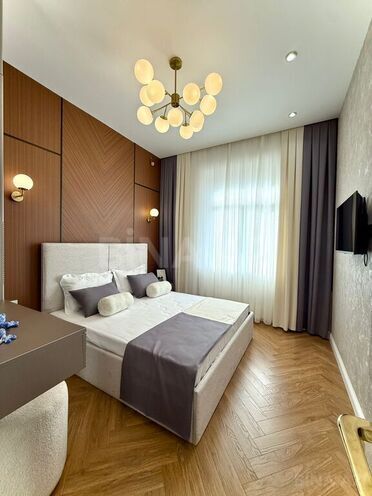 Продаётся 2-комн. вторичка 50 м², м. Низами, photo 7 from 10