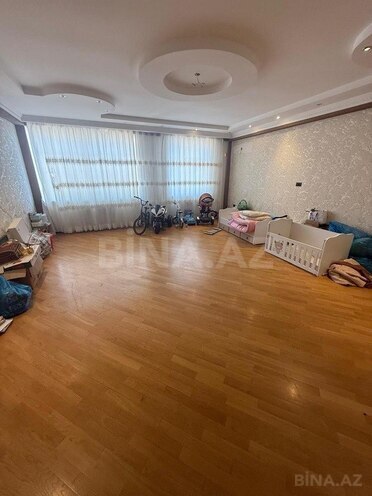 Продаётся 3-комн. новостройка 130 м², м. Иншаатчылар, photo 1 from 16