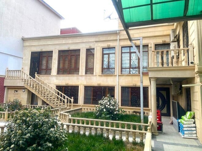 Продаётся 9-комн. дом/дача 650 м², м. Насими, photo 1 from 31