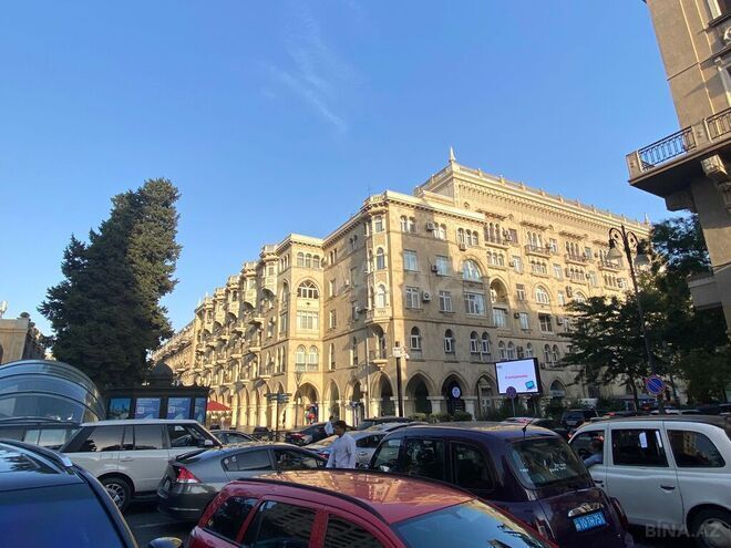 İcarəyə verilir 2 otaqlı köhnə tikili 94 m², Sahil m., photo 6 from 31