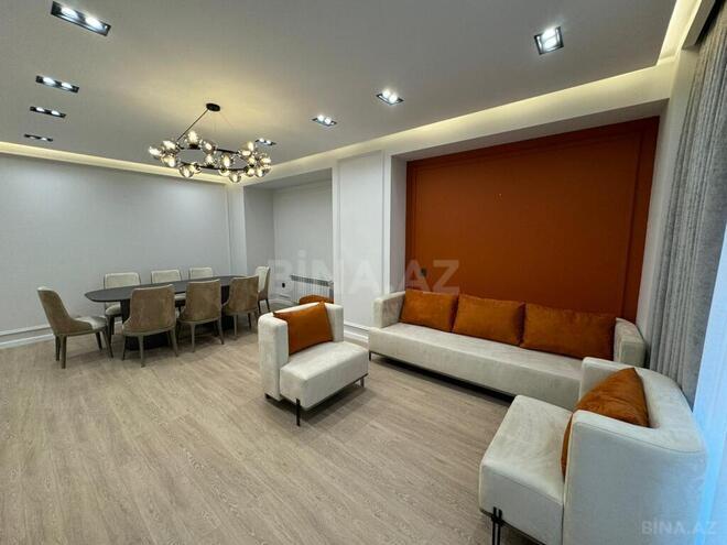 Сдаётся 3-комн. новостройка 147 м², м. 8 ноября, photo 9 from 25