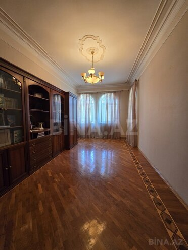 Satılır 8 otaqlı həyət evi/bağ evi 700 m², Nərimanov r., photo 23 from 32
