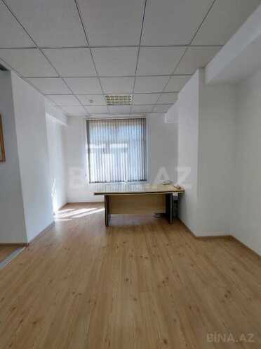 Продаётся 20-комн. офис 680 м², м. Ичеришехер, photo 12 from 19