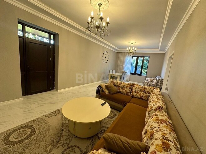 Сдаётся 5-комн. дом/дача 250 м², photo 4 from 19