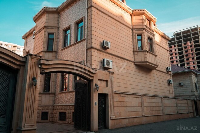 Продаётся 8-комн. дом/дача 600 м², м. 20 января, photo 3 from 32