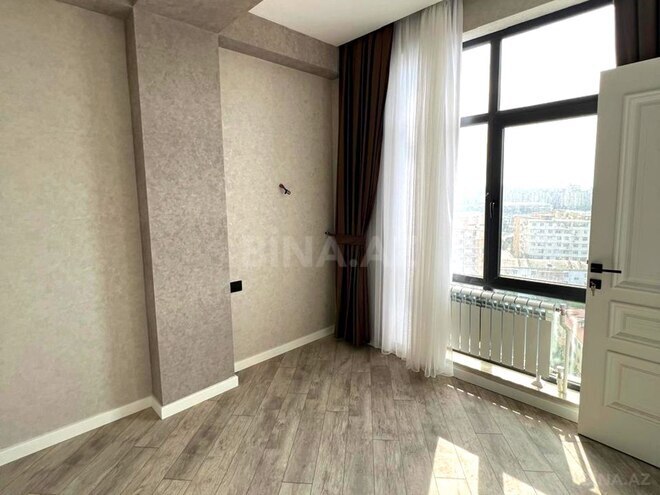 Продаётся 4-комн. новостройка 127 м², м. Кара Караев, photo 23 from 27
