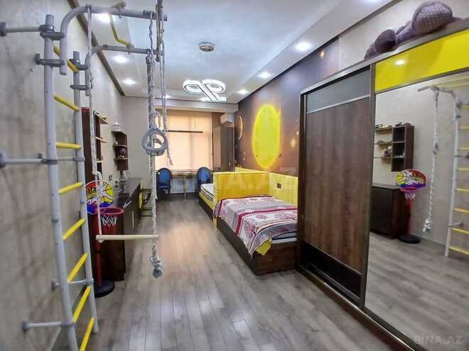 Satılır 4 otaqlı yeni tikili 240 m², 28 May m., photo 16 from 31