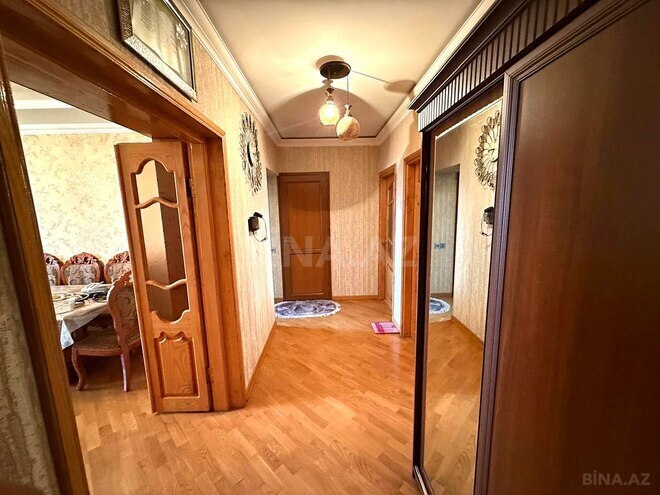 Продаётся 4-комн. вторичка 100 м², м. Кара Караев, photo 19 from 25