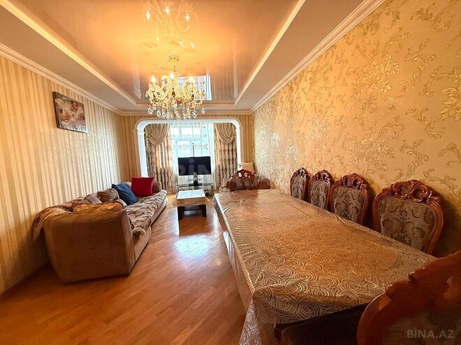 Продаётся 4-комн. вторичка 100 м², м. Кара Караев, photo 5 from 25