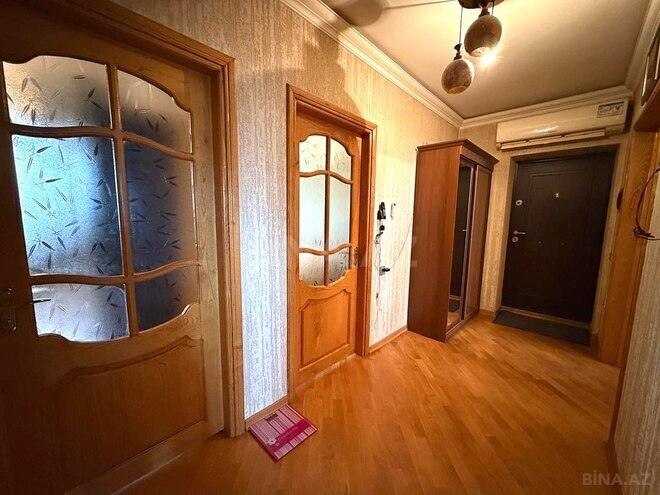 Продаётся 4-комн. вторичка 100 м², м. Кара Караев, photo 21 from 25