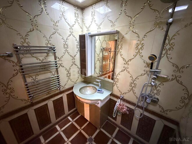 Продаётся 4-комн. вторичка 100 м², м. Кара Караев, photo 23 from 25