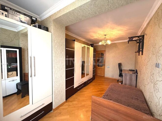 Продаётся 4-комн. вторичка 100 м², м. Кара Караев, photo 11 from 25