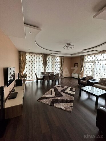 Сдаётся 4-комн. новостройка 196 м², Насиминский  р., photo 14 from 24