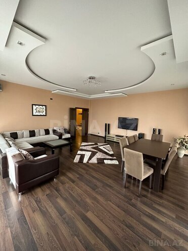 Сдаётся 4-комн. новостройка 196 м², Насиминский  р., photo 11 from 24