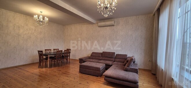 Продаётся 8-комн. дом/дача 250 м², photo 10 from 32