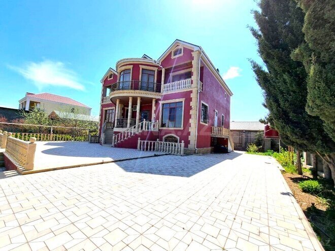 Satılır 9 otaqlı həyət evi/bağ evi 700 m², Buzovna q., photo 1 from 19