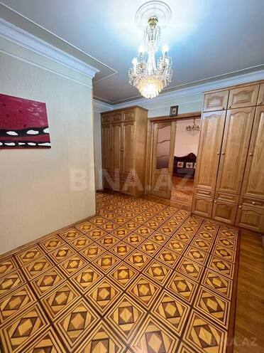 Сдаётся 7-комн. вторичка 240 м², м. Шах Исмаил Хатаи, photo 17 from 28