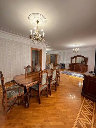Сдаётся 7-комн. вторичка 240 м², м. Шах Исмаил Хатаи, photo 5 from 28