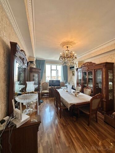 Сдаётся 2-комн. вторичка 57 м², Сабунчинский  р., photo 1 from 10