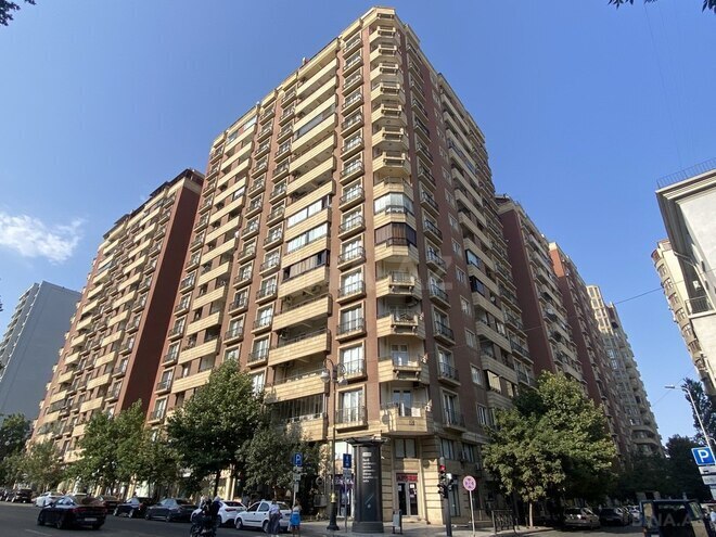 Satılır 4 otaqlı yeni tikili 177 m², 28 May m., photo 25 from 32