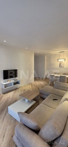 Сдаётся 2-комн. новостройка 105 м², м. 8 ноября, photo 1 from 20