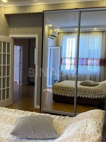 Сдаётся 3-комн. новостройка 105 м², м. Низами, photo 11 from 23