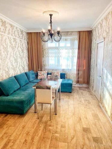 Satılır 2 otaqlı köhnə tikili 88 m², Memar Əcəmi m., photo 3 from 14