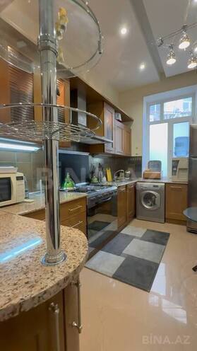 Продаётся 3-комн. вторичка 90 м², м. Ичеришехер, photo 12 from 23