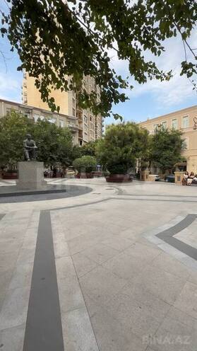 Продаётся 3-комн. вторичка 90 м², м. Ичеришехер, photo 3 from 23