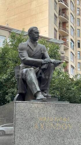 Продаётся 3-комн. вторичка 90 м², м. Ичеришехер, photo 4 from 23