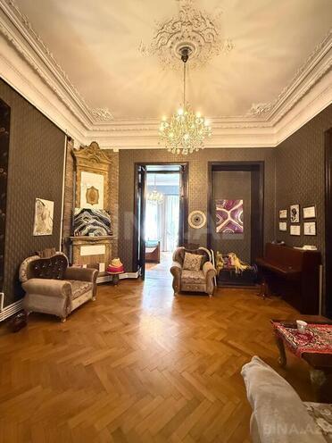 Satılır 4 otaqlı köhnə tikili 140 m², Sahil m., photo 4 from 24