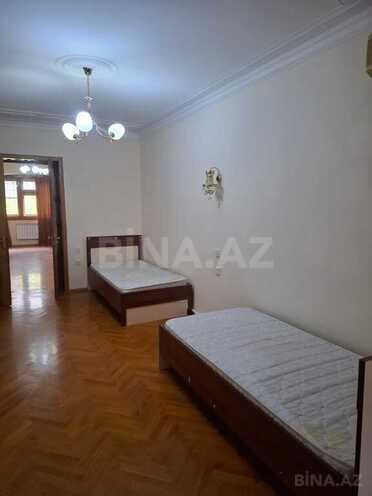 Продаётся 3-комн. вторичка 80 м², м. 28 мая, photo 10 from 19