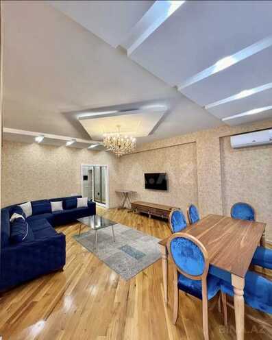Продаётся 3-комн. новостройка 148 м², м. Элмляр Академиясы, photo 1 from 12