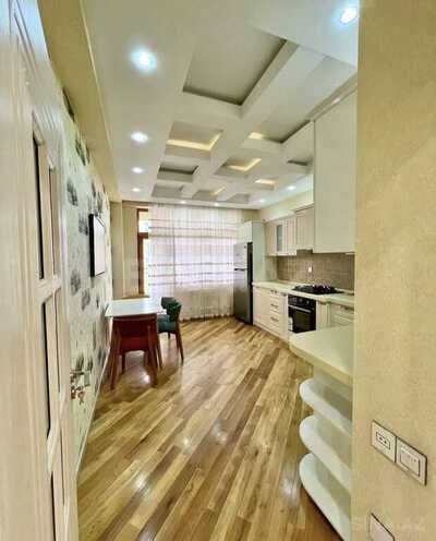 Продаётся 3-комн. новостройка 148 м², м. Элмляр Академиясы, photo 8 from 12