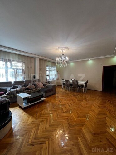 Satılır 5 otaqlı yeni tikili 130 m², İnşaatçılar m., photo 1 from 17
