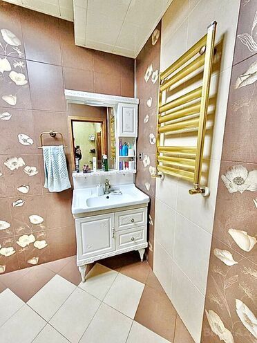 Продаётся 3-комн. новостройка 107 м², м. Кара Караев, photo 20 from 25