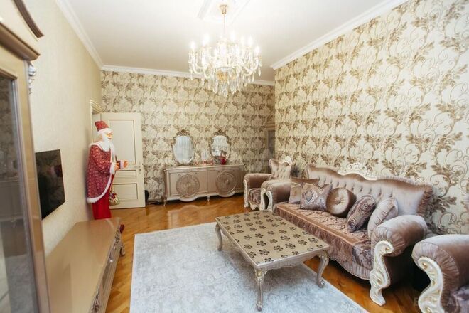 Satılır 7 otaqlı həyət evi/bağ evi 500 m², Nəsimi m., photo 17 from 26