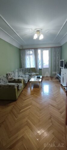 İcarəyə verilir 3 otaqlı köhnə tikili 70 m², İnşaatçılar m., photo 3 from 12