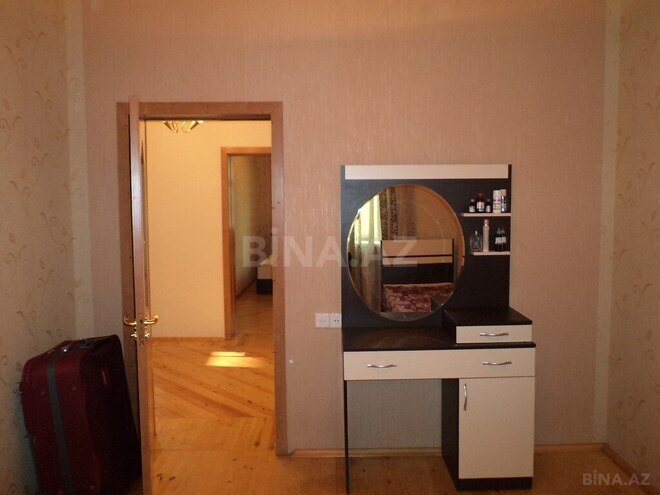 Satılır 7 otaqlı həyət evi/bağ evi 250 m², photo 19 from 32