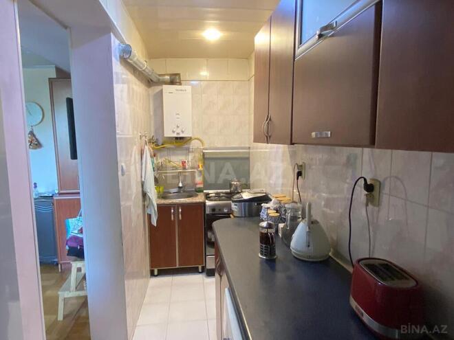 Satılır 3 otaqlı köhnə tikili 98 m², Yasamal q., photo 14 from 17