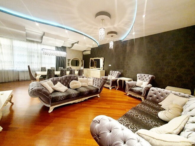 Satılır 4 otaqlı yeni tikili 208 m², 28 May m., photo 3 from 32