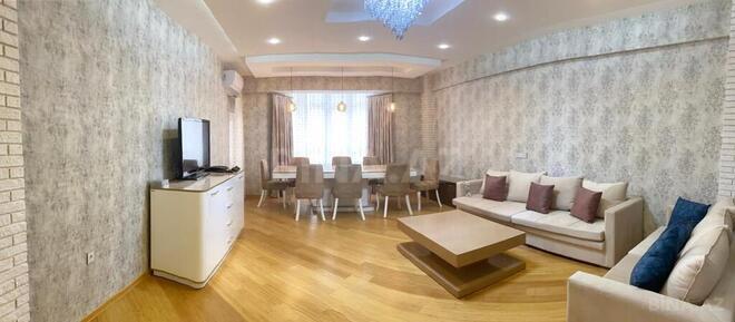 Сдаётся 3-комн. новостройка 146 м², Насиминский  р., photo 1 from 13