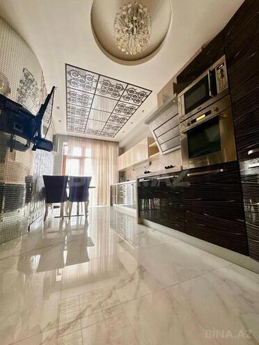 Satılır 4 otaqlı yeni tikili 205 m², 28 May m., photo 12 from 32