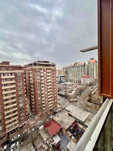 Satılır 4 otaqlı yeni tikili 205 m², 28 May m., photo 30 from 32