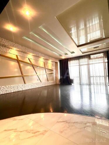 Satılır 4 otaqlı yeni tikili 205 m², 28 May m., photo 3 from 32