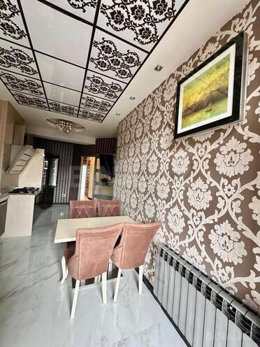 Satılır 4 otaqlı yeni tikili 205 m², 28 May m., photo 16 from 32