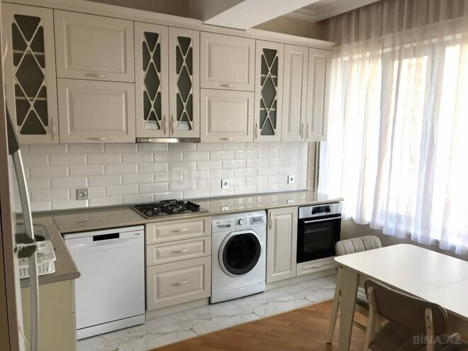 İcarəyə verilir 2 otaqlı yeni tikili 95 m², 28 May m., photo 18 from 22