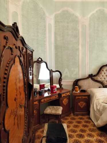 Продаётся 8-комн. вторичка 250 м², м. Низами, photo 8 from 22
