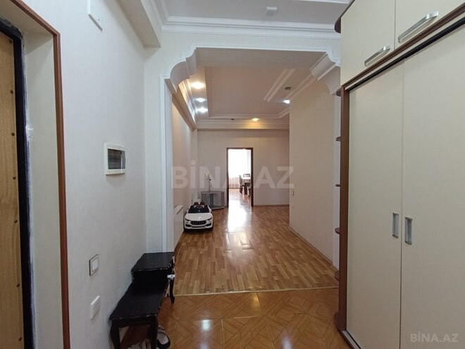Продаётся 3-комн. новостройка 110 м², м. Ази Асланов, photo 1 from 16