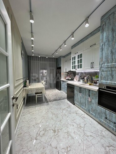 Продаётся 4-комн. новостройка 156 м², м. Ази Асланов, photo 1 from 17